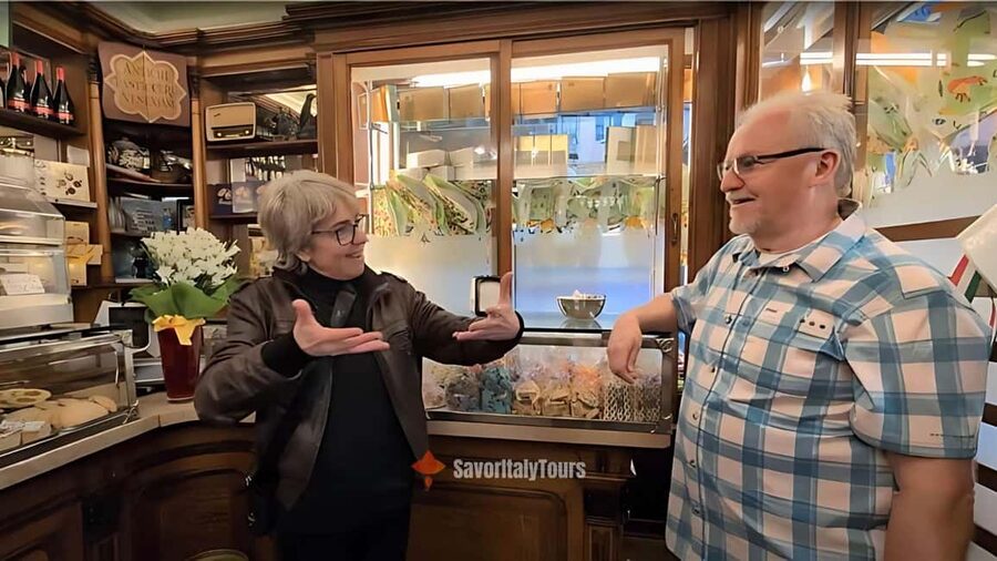 Venice: Sunset Walking Tour with Food and Wine Tastings - The Rialto Bridge Stretch: Sunset Views Plus Market-Era Context