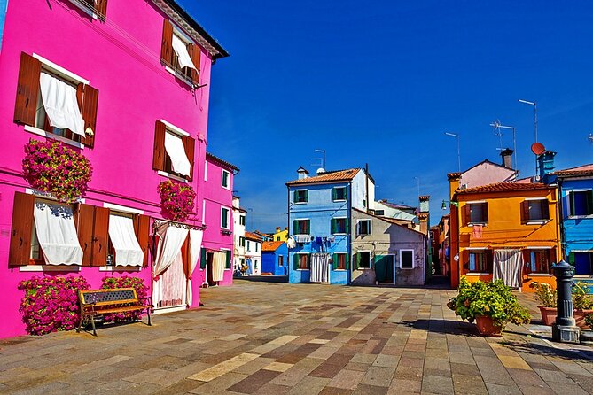 Venice Trilogy: Murano, Burano & Torcello by Lagoon Boat - Boat ride reality: comfort, noise, and hearing the guide