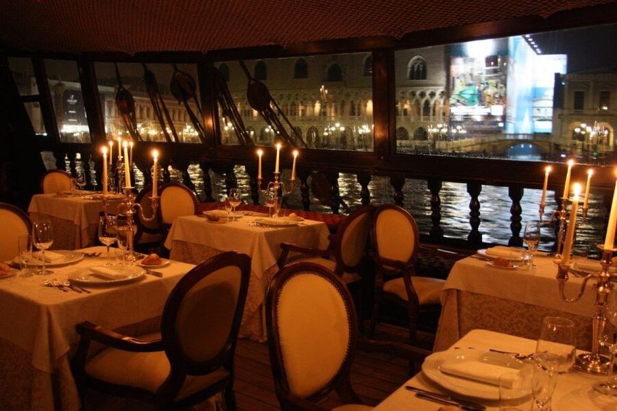 Venice: Venetian Lagoon Tour and Galleon Dinner - Key Things You’ll Actually Notice On This Galleon Dinner Cruise