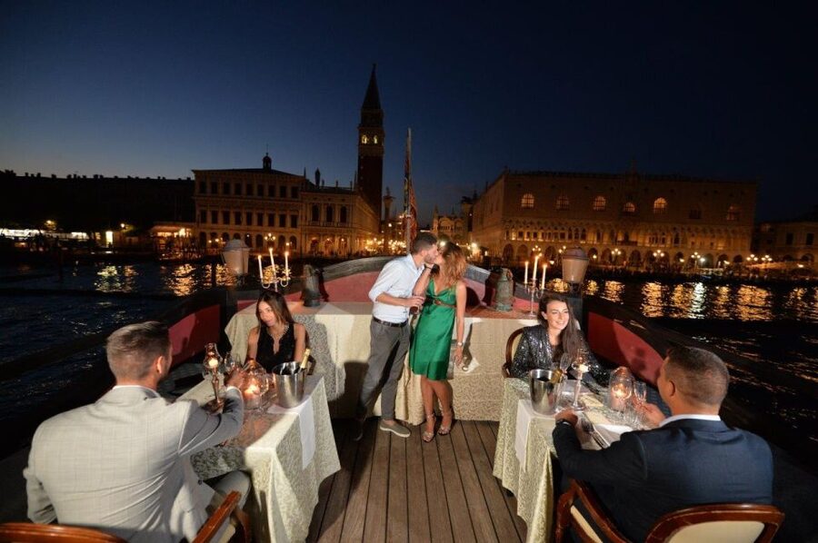 Venice: Venetian Lagoon Tour and Galleon Dinner - Who Should Book This, and Who Might Want a Different Night