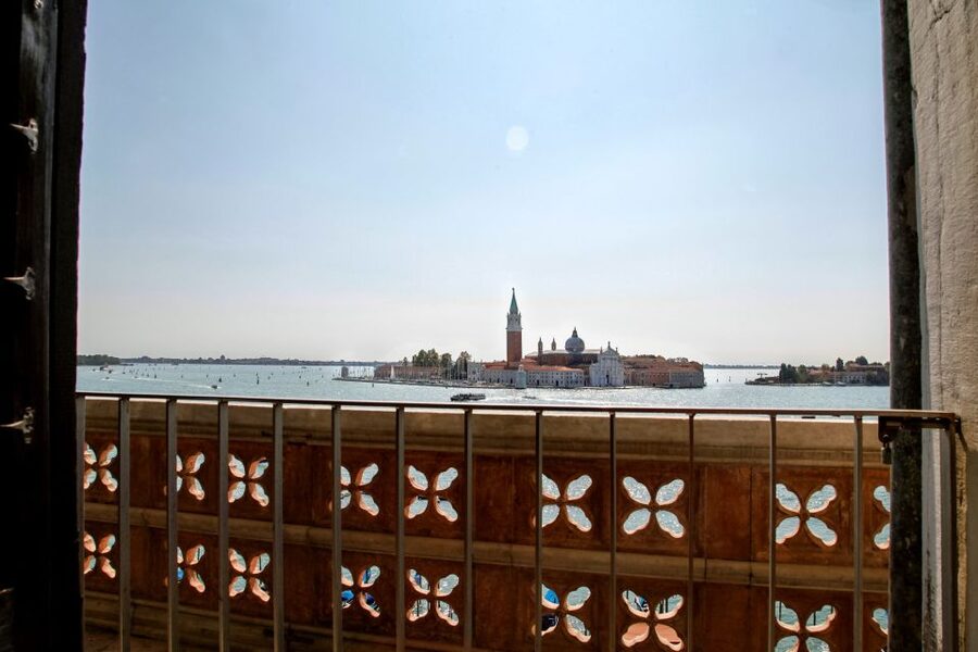 Venice: Walking tour, Doge Palace, & St. Mark's Basilica - Skip-the-line value: what you’re really paying for