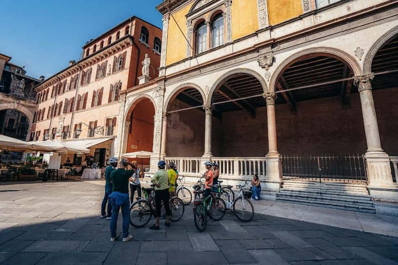 Verona: Classic and Hidden Gems Bike Tour - Your 3-hour route: how Verona unfolds on two wheels