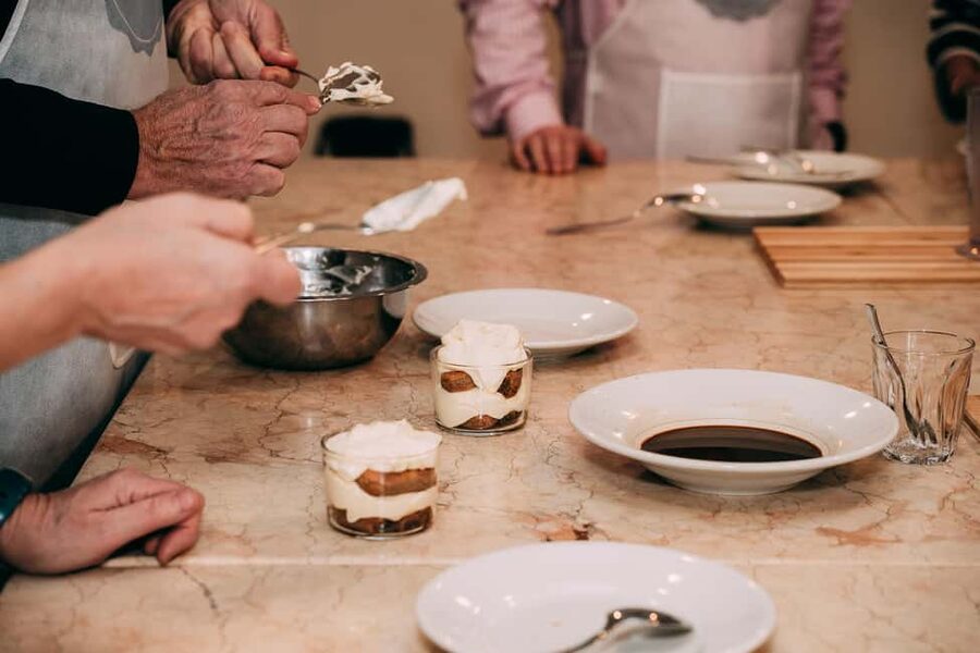 Verona: Hands-on Fresh Pasta and Tiramisù Cooking Class - Lunch with Valpolicella wine: what you gain by eating together