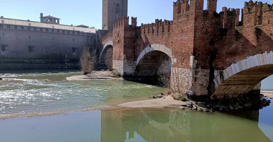 Verona: History and Hidden Gems Guided Walking Tour - Adige River views and the Ponte Scaligero moment