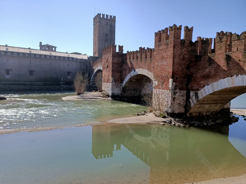 Verona: History and Hidden Gems Guided Walking Tour - Arena di Verona to Porta Borsari, Roman energy in the first half-hour