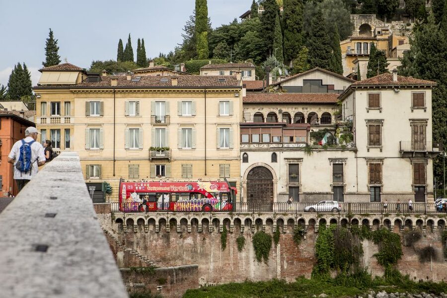 Verona: Hop-on Hop-off Tour 24 or 48-Hour Ticket - What the Audio Commentary Covers (and Where You Might Want Your Own Headphones)