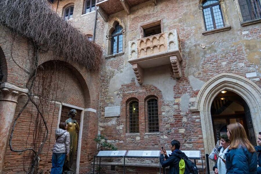 Verona: Small Group Guided Walking Tour with Arena Tickets - Key Highlights I Think You’ll Care About