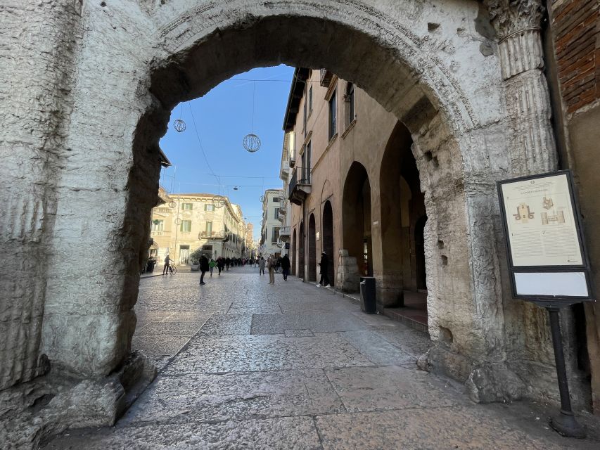 Verona: Small Group Guided Walking Tour with Arena Tickets - Piazza delle Erbe: The Market Square Stop You’ll Actually Use