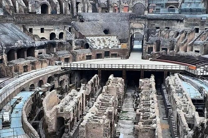 Wonders of The Colosseum Tour - Palatine Hill: the view that makes the Forum make sense