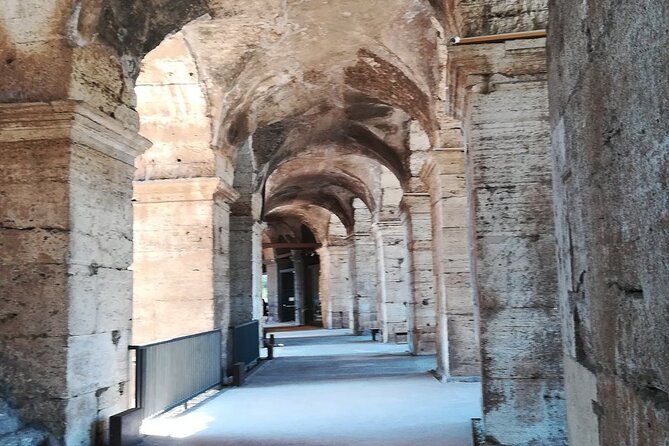 Wonders of The Colosseum Tour - Group size, guide style, and why the names matter